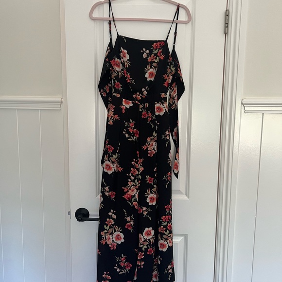 Wishlist by VICI floral jumpsuit - Picture 3 of 4